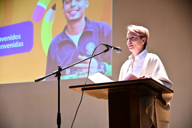 Secretaría Isabel Segovia