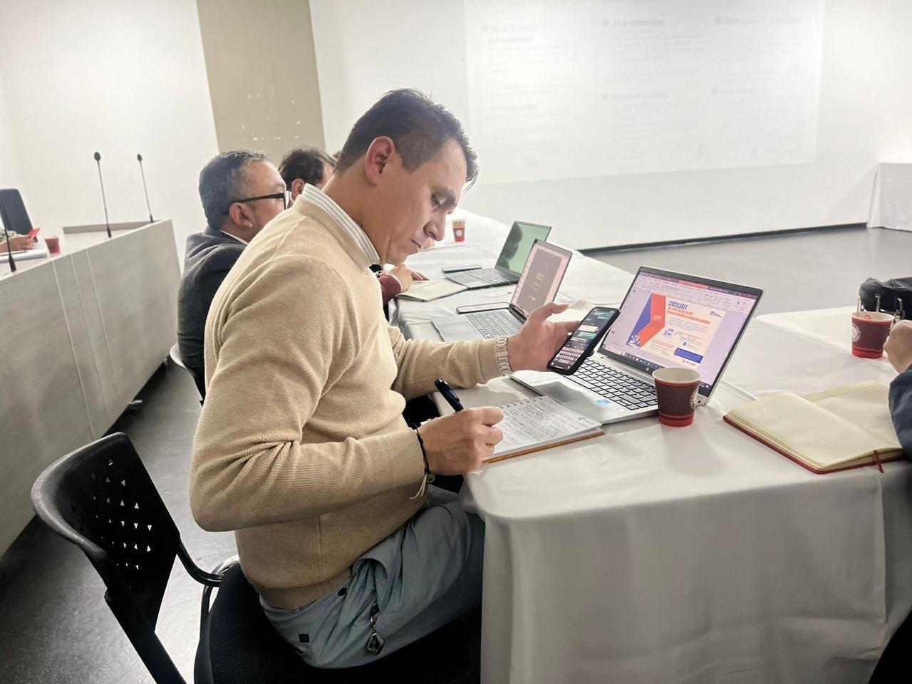 representantes directivas del Nivel Central e Institucional