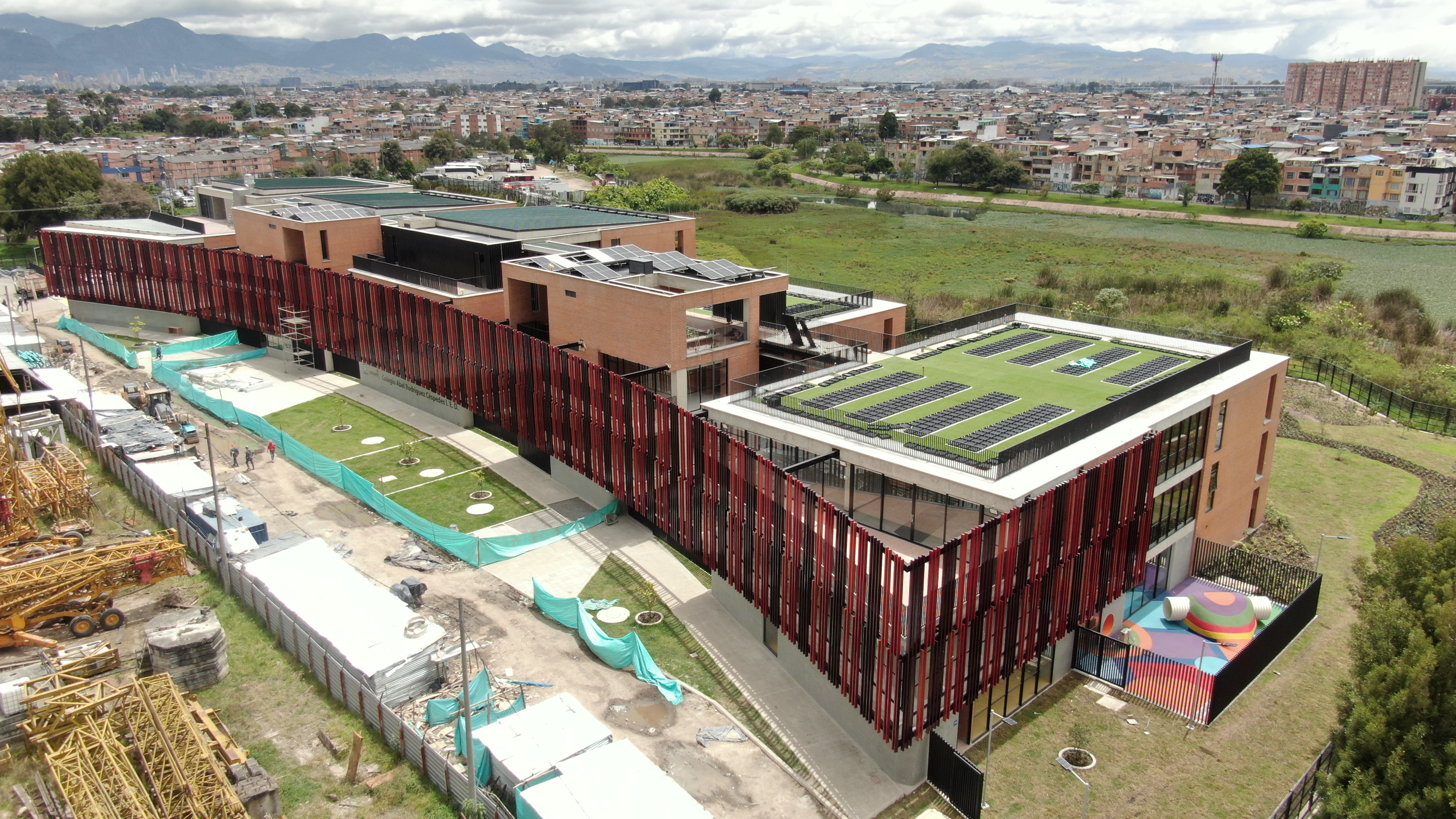  Foto_paneles_Colegio_Abel_Rodriguez_1.jpg 