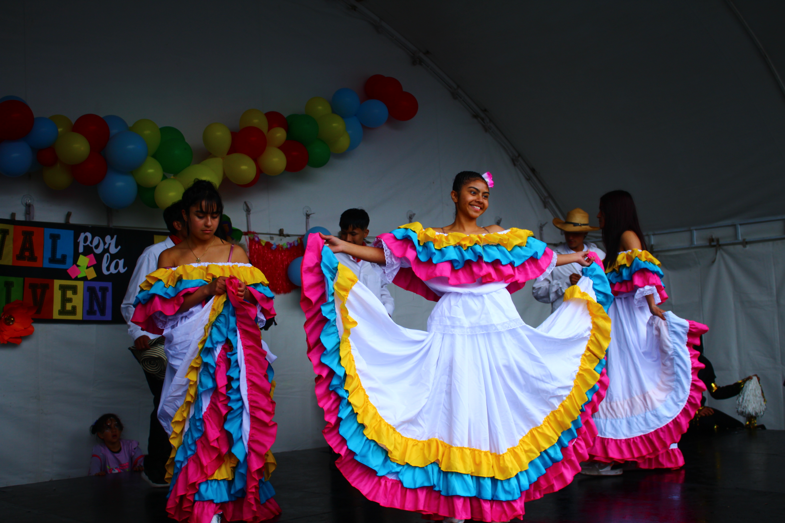 El pasado jueves 15 de junio, la comunidad educativa de I.E.D Campestre Monte Verde se unió en un evento extraordinario, el "Carnaval por la paz, la convivencia y la reconciliación".