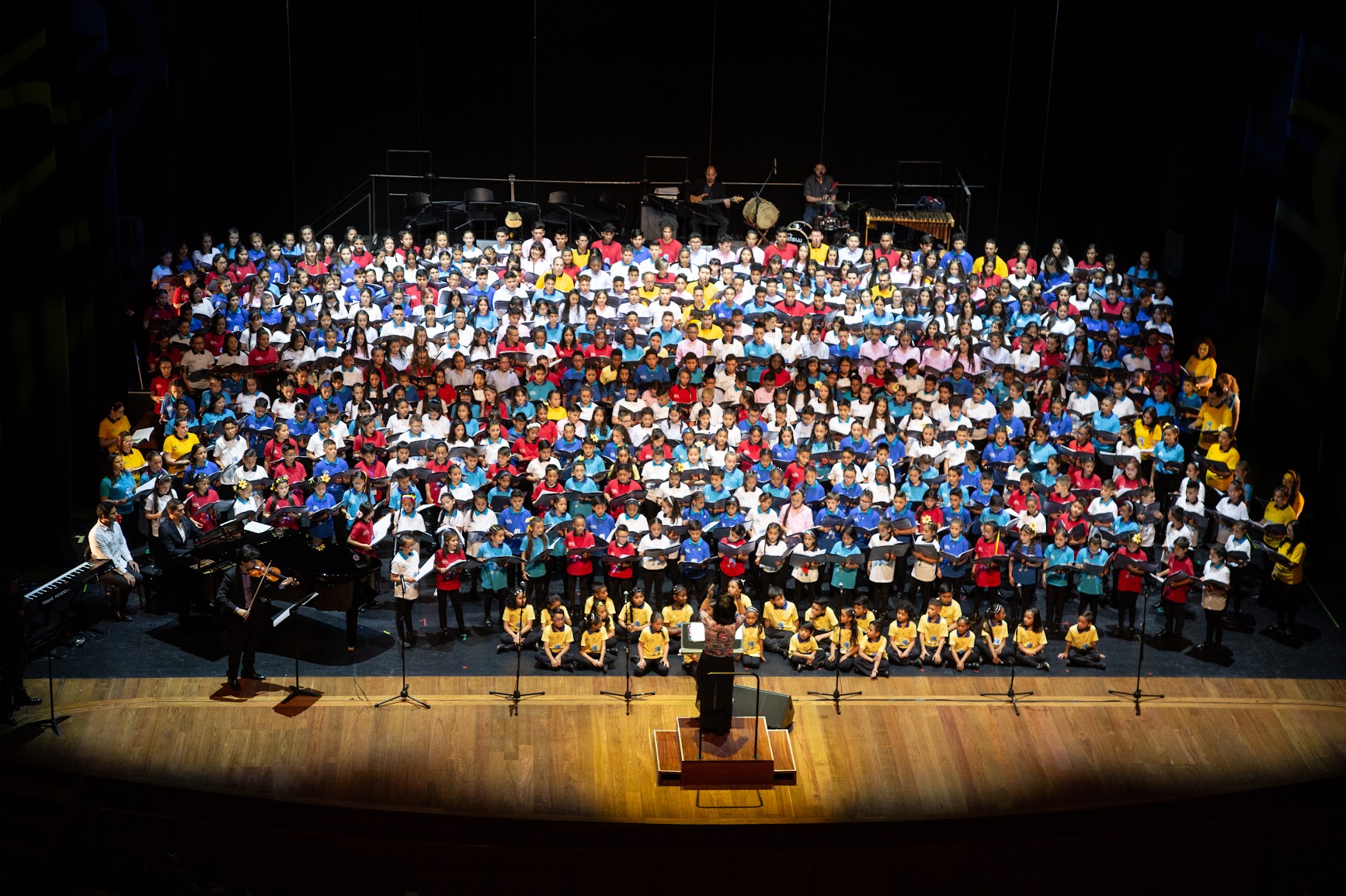 Arranca la fiesta de los 10 años de ‘Canta Bogotá Canta’ con el Tercer encuentro de coros escolares ‘Cantando mi historia’