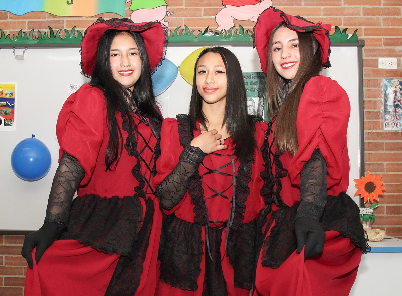 Estudiantes disfrazadas