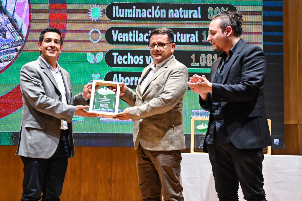 La Secretaría de Educación recibió un prerreconocimiento por los diseños de dos colegios del Distrito