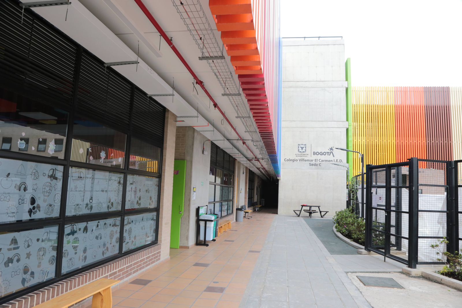 Comenzó la segunda ´Gran Maratón de Entrega de Colegios en Bogotá´ en las localidades de Suba y Fontibón