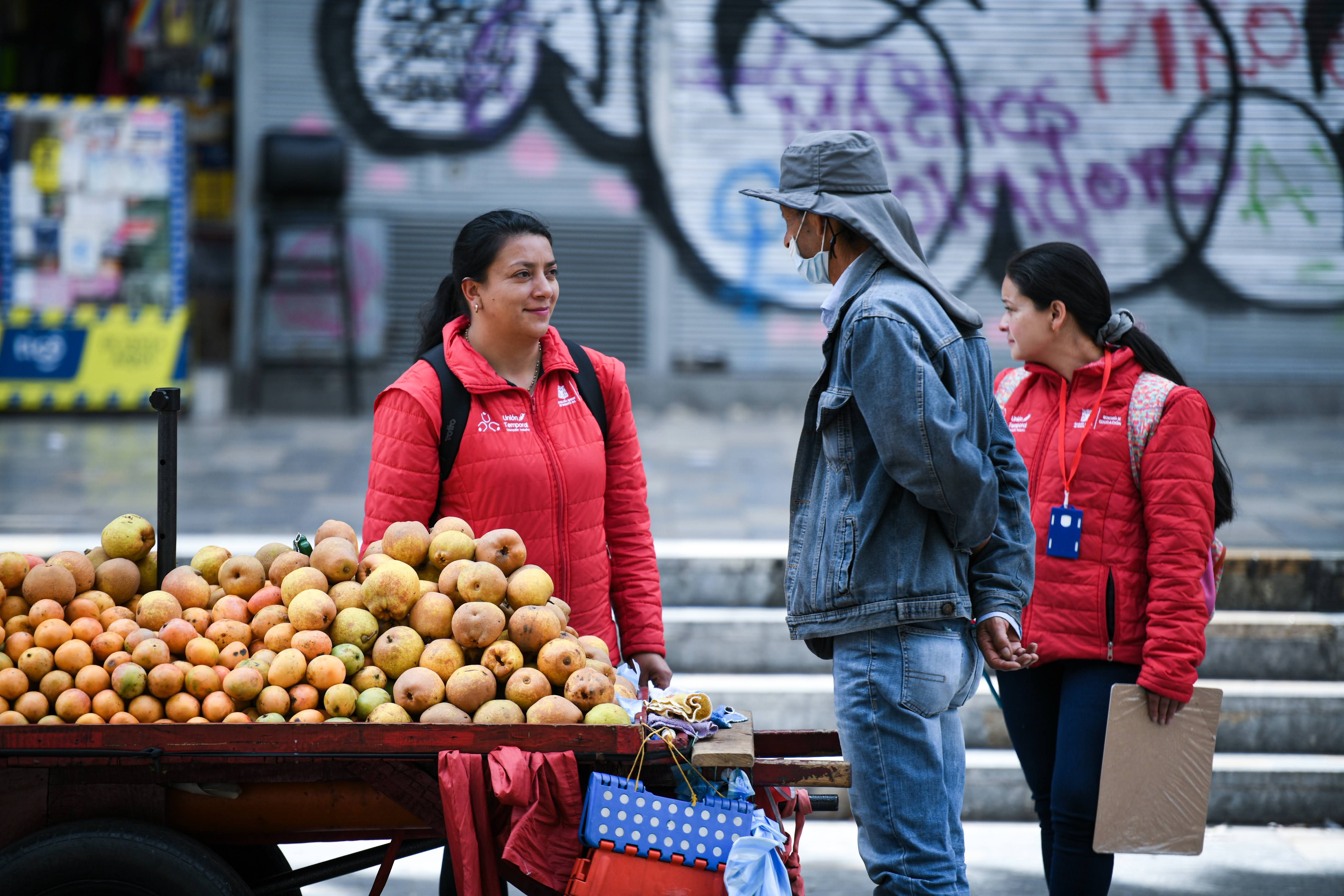 ¡Barrio por barrio!: la Secretaría de Educación logró que más de 2 mil personas volvieran a estudiar gracias a la ‘Búsqueda Activa’