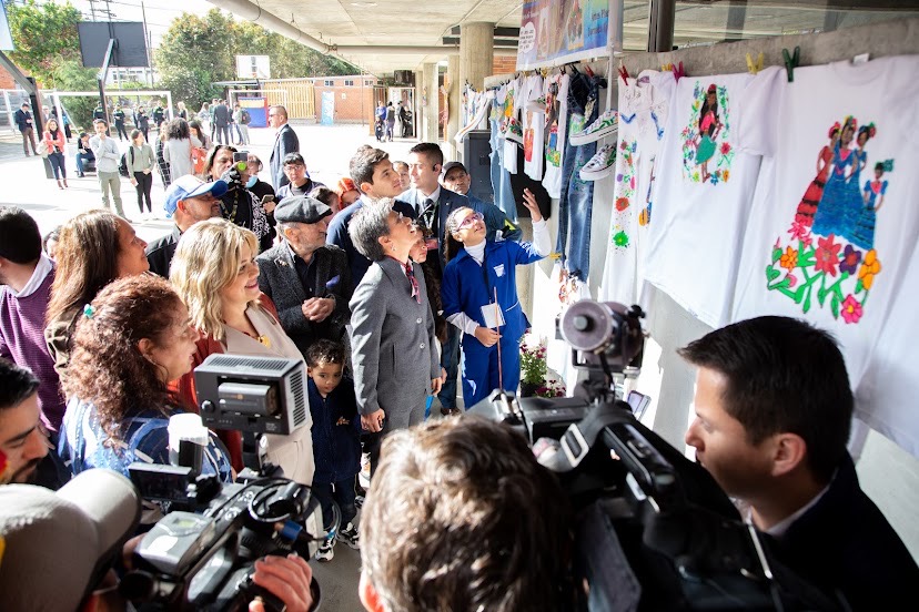 La profe de Tecnología que usó la escritura para conquistar a sus alumnos del colegio Delia Zapata Olivella