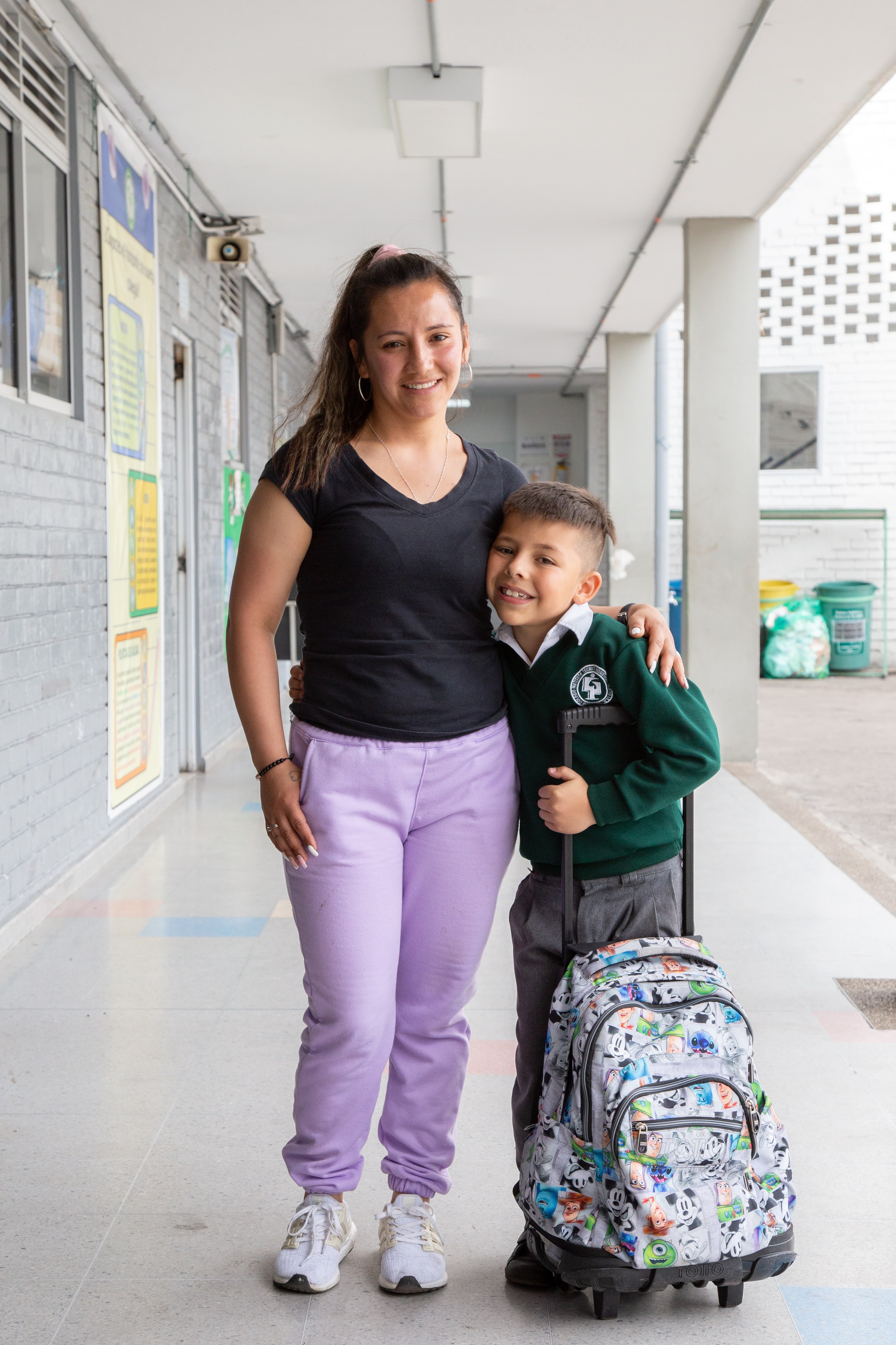 Conozca los servicios que reciben las y los estudiantes de los colegios oficiales de Bogotá