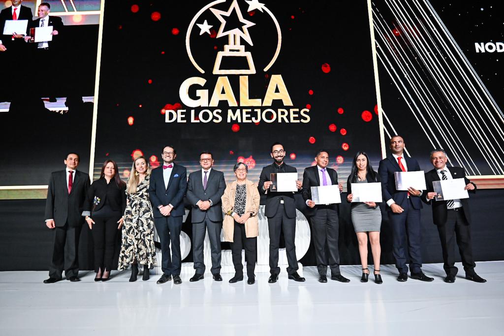 ‘Esa Bogotá que está haciendo la mayor inversión en educación de su historia, esa es la Bogotá que estamos construyendo’: Claudia López