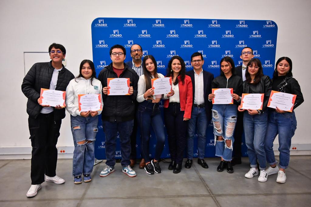 900 estudiantes fueron certificados gracias a estrategia de inmersión a la vida universitaria de la Secretaría de Educación del Distrito