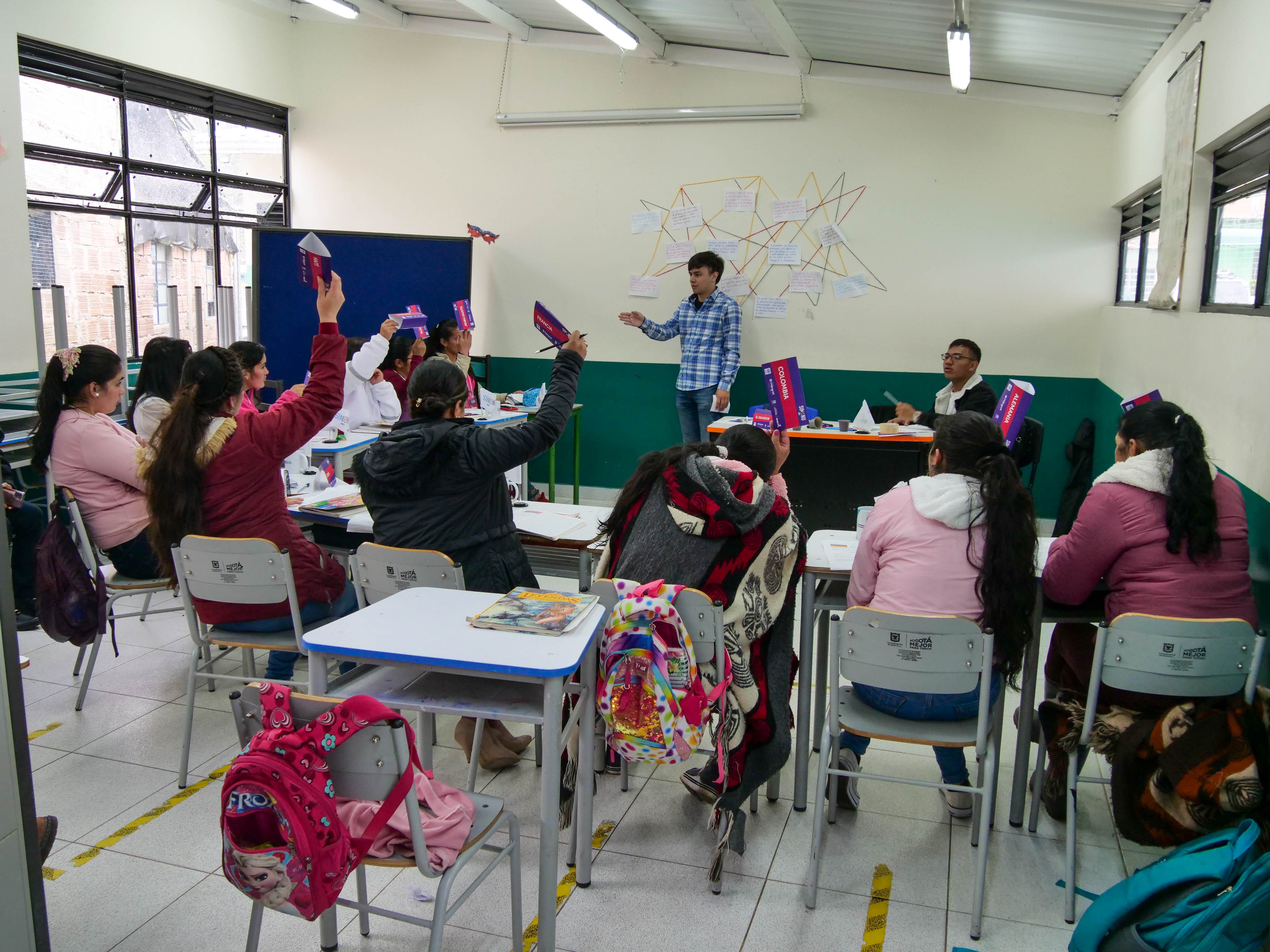 Comisión campesina de Simonu en un viaje al interior de Sumapaz