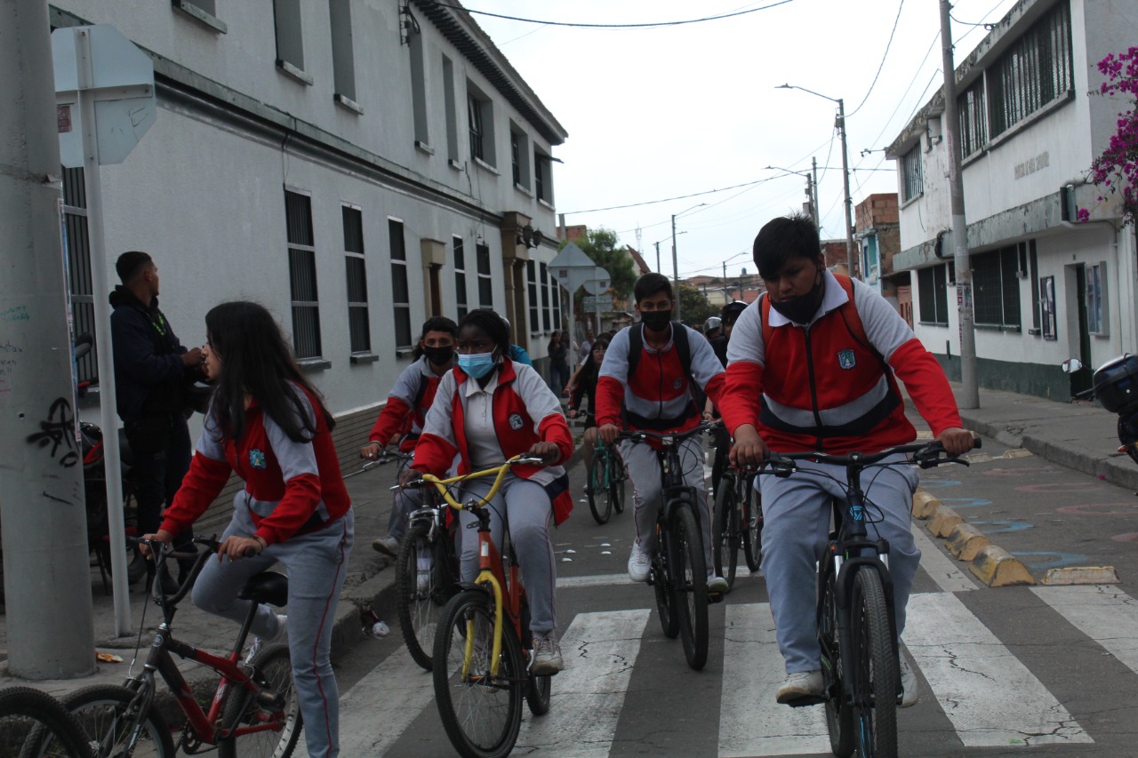 Tres colegios en la localidad de Bosa se unen para transformar su entorno desde la comunicación