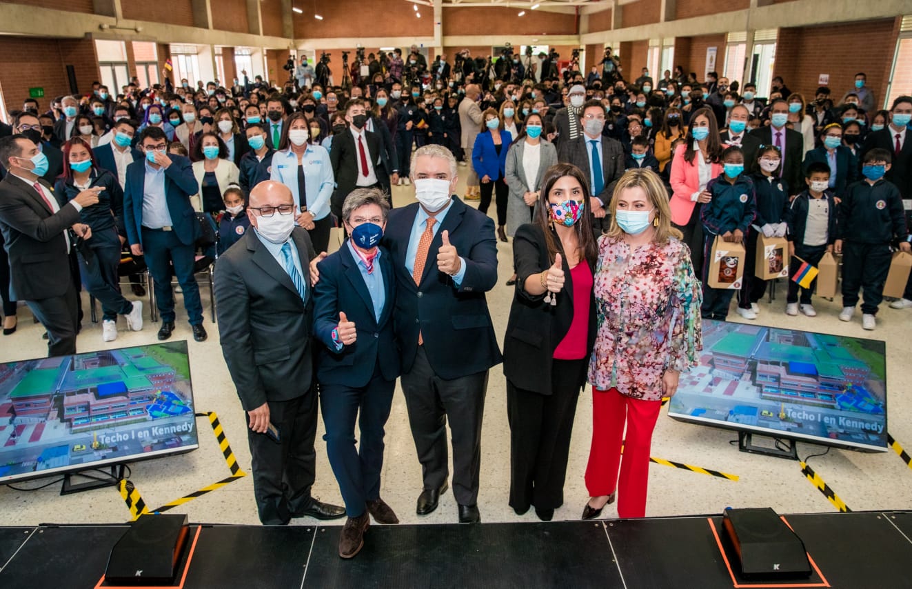 Edna Bonilla Seba, trabajando junto a Ivan Duque y Claudia López