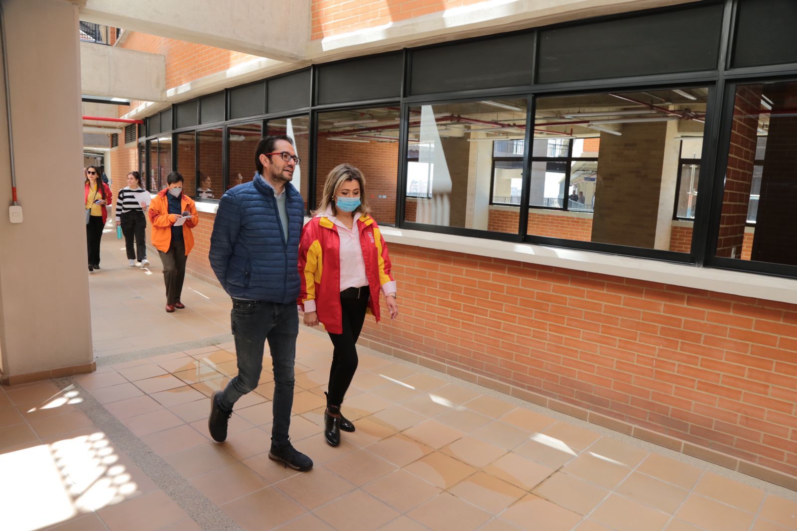 Edna Bonilla Seba, trabajando