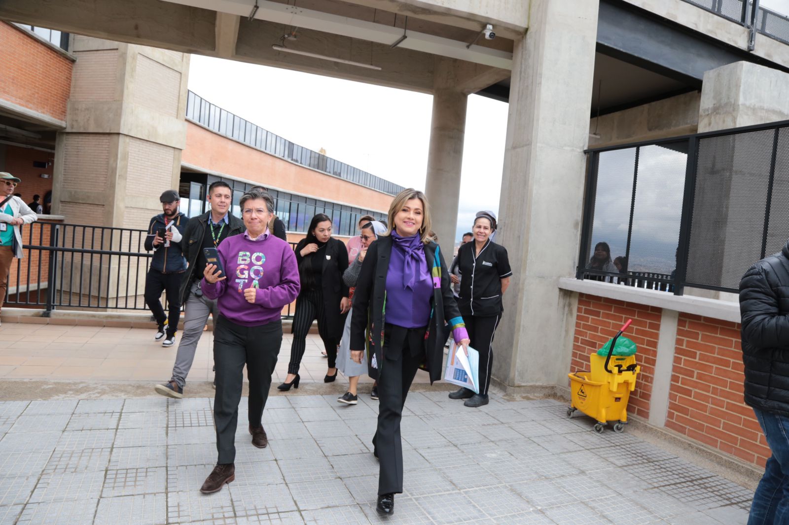 En el marco de la maratón de entrega de colegios, Ciudad Bolívar recibe la institución educativa Ángela Restrepo Moreno