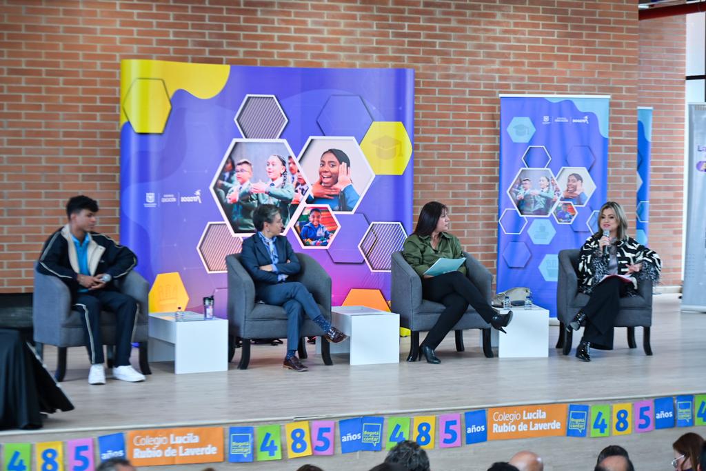 Distrito entrega el nuevo Colegio Lucila Rubio de Laverde en la localidad de Engativá