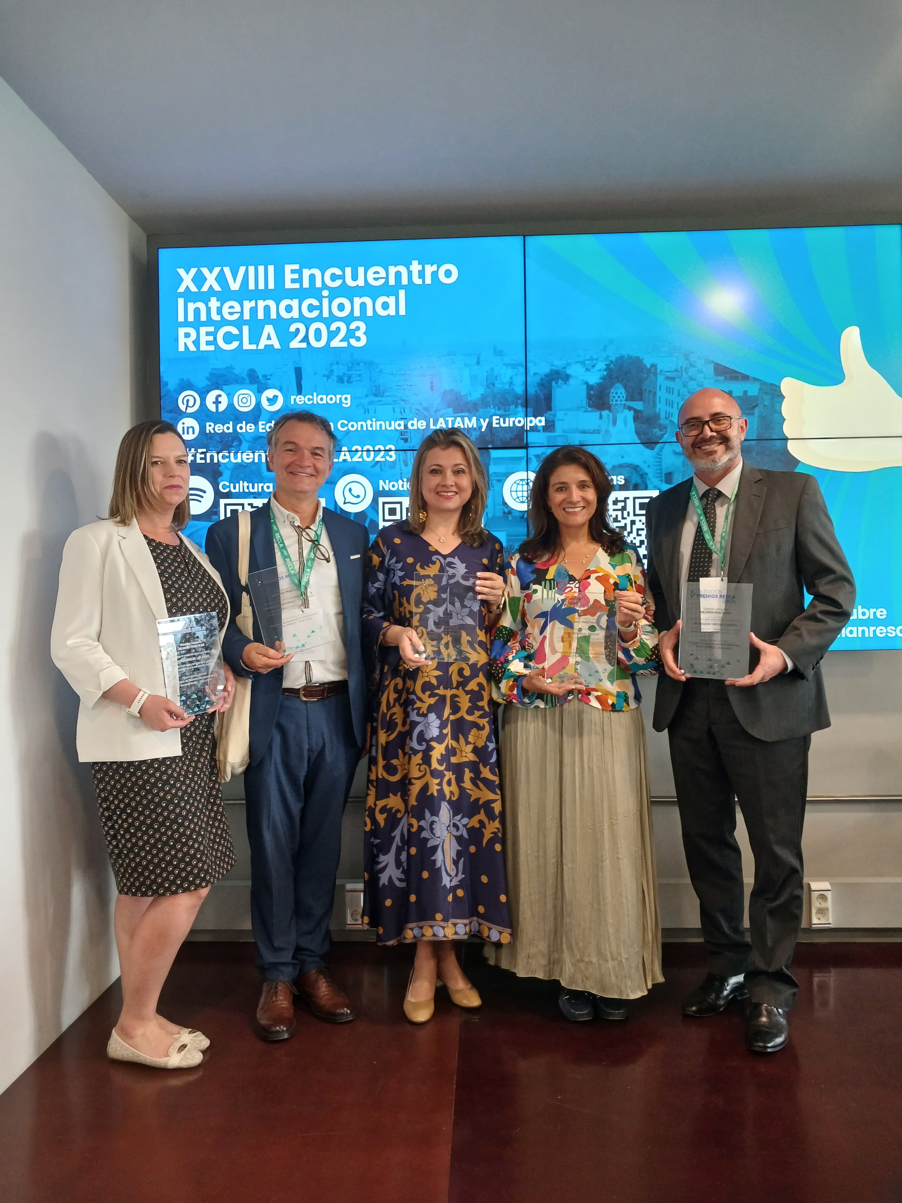 Edna Bonilla Seba, trabajando