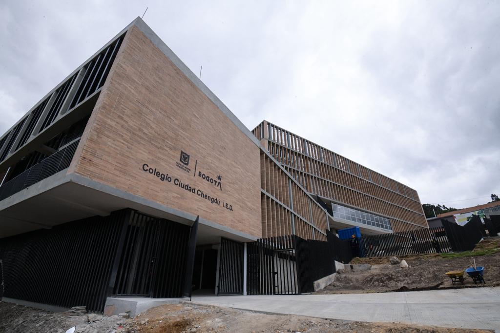 ¡Usme celebra!: Bogotá inauguró el colegio Ciudad Chengdú y se acerca a la meta de colegios entregados