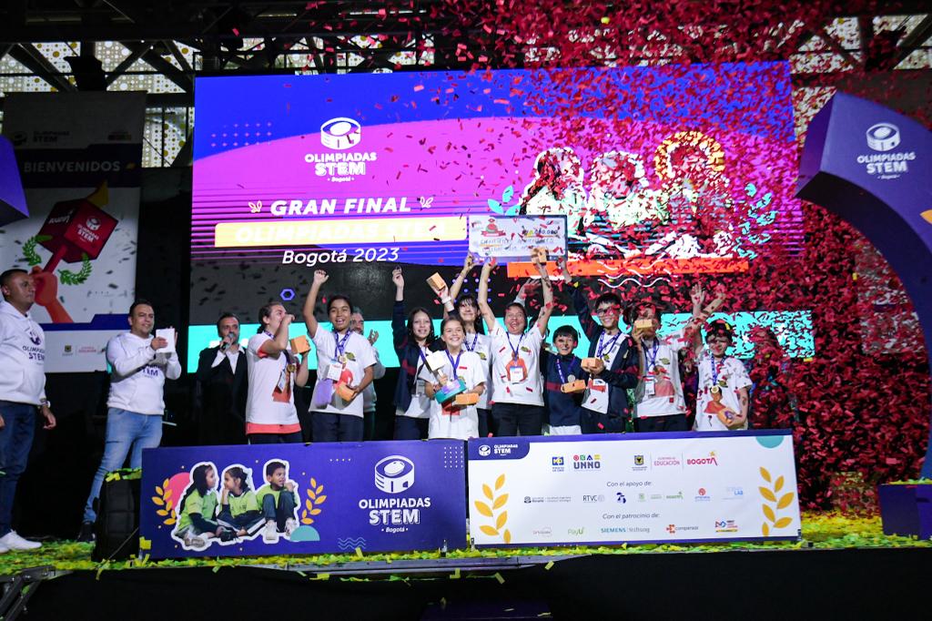 Bogotá premió el talento estudiantil de las Olimpiadas STEM 2023