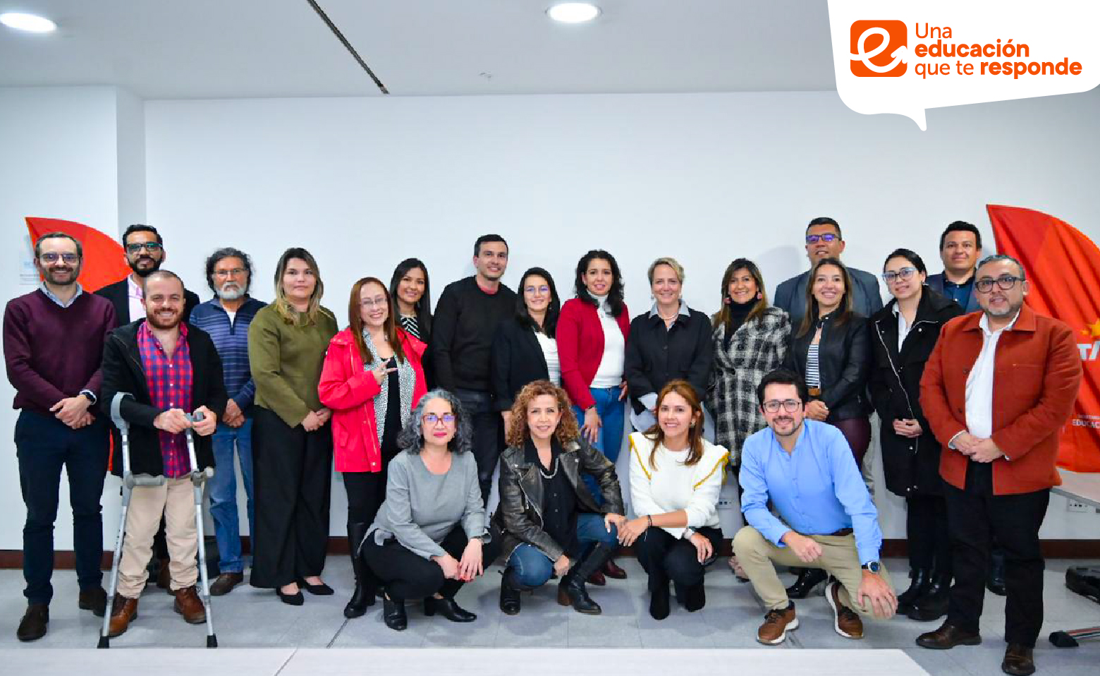 Reunión de posesión de su cargo las y los 19 nuevos directores locales de educación de Bogotá.
