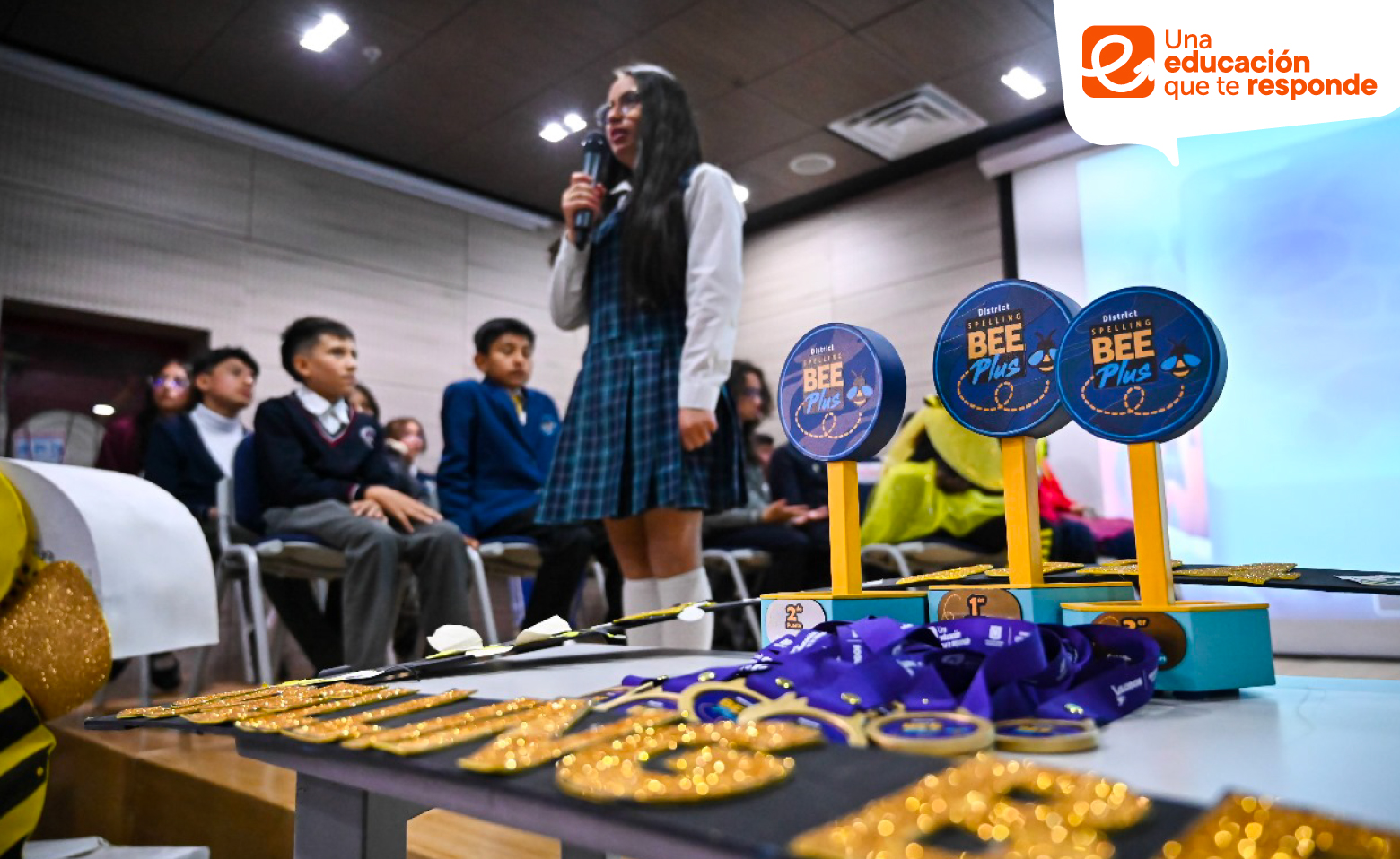 Estudiante de ingles de colegio distrital