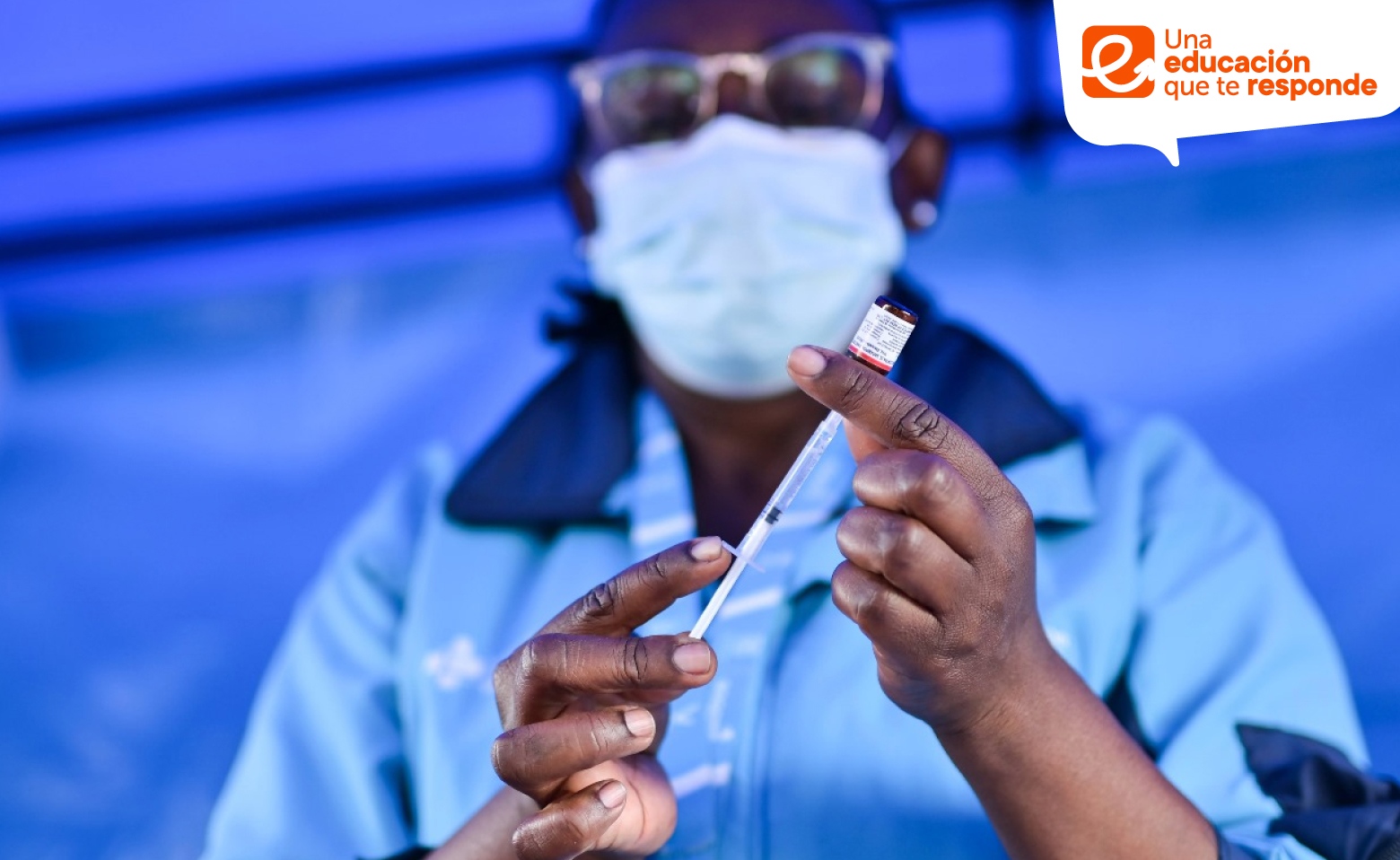 Profesional de vacunación