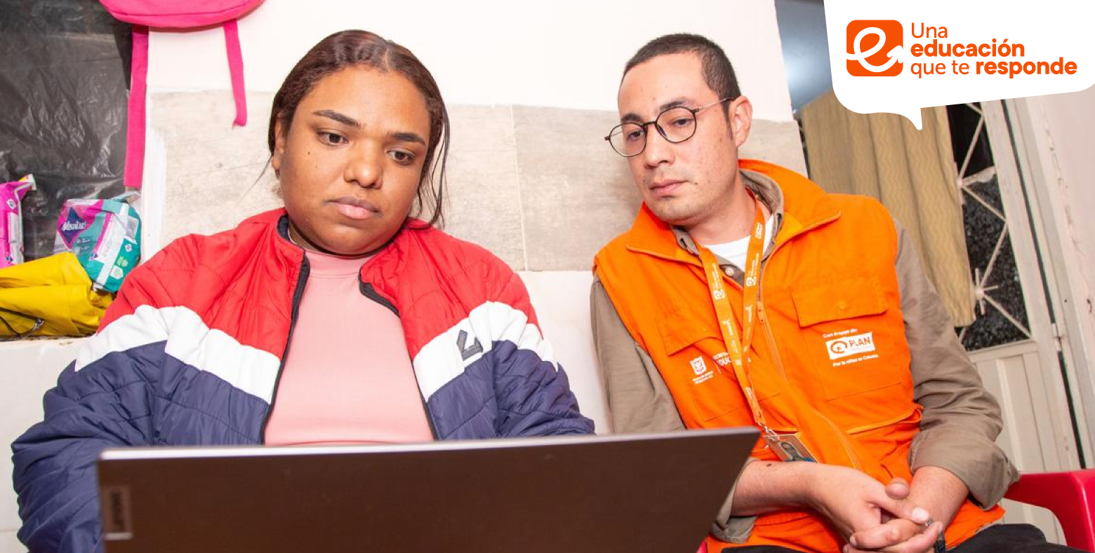 Estudiantes de colegio distrital