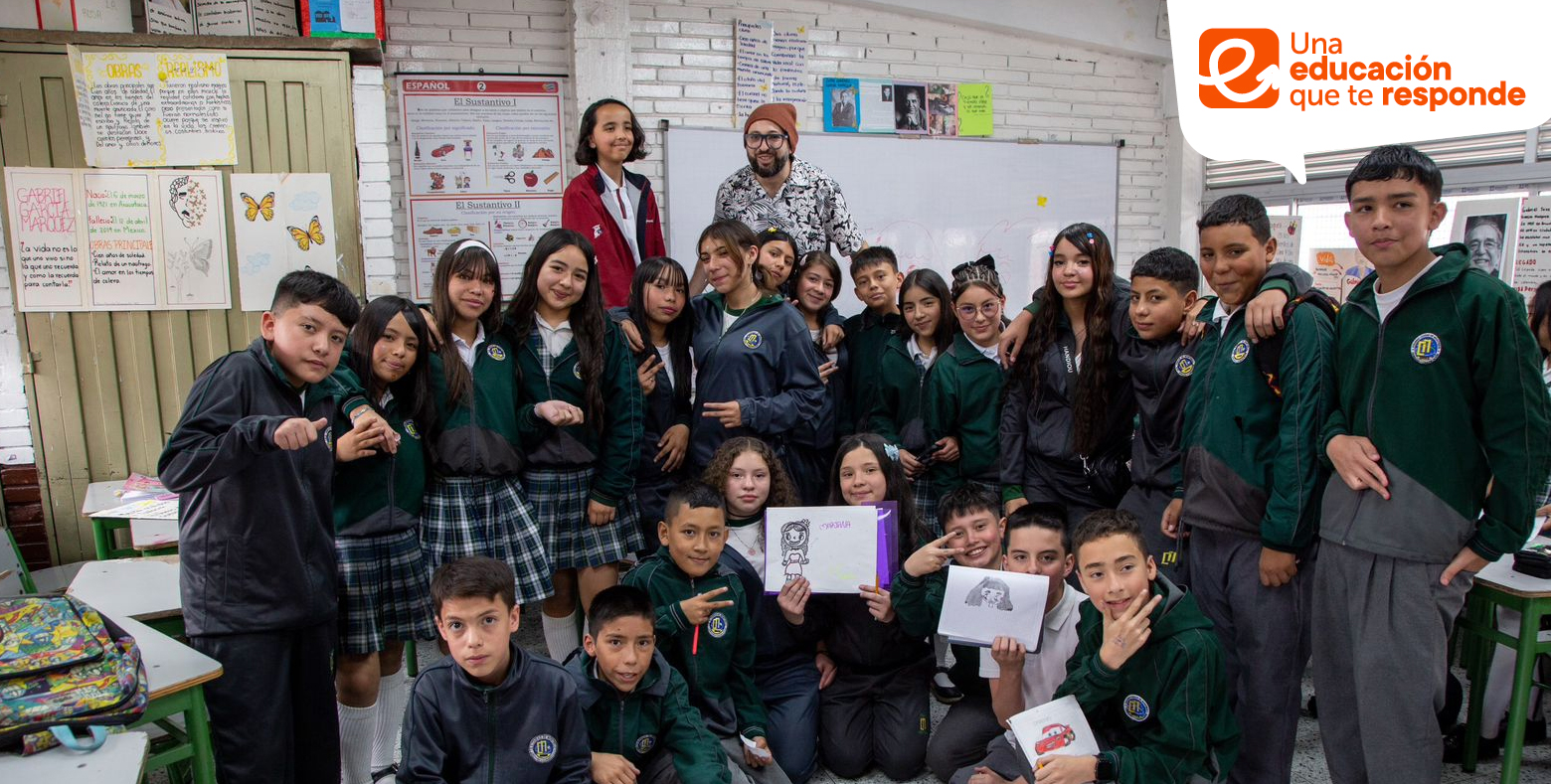 Estudiantes de colegio distrital