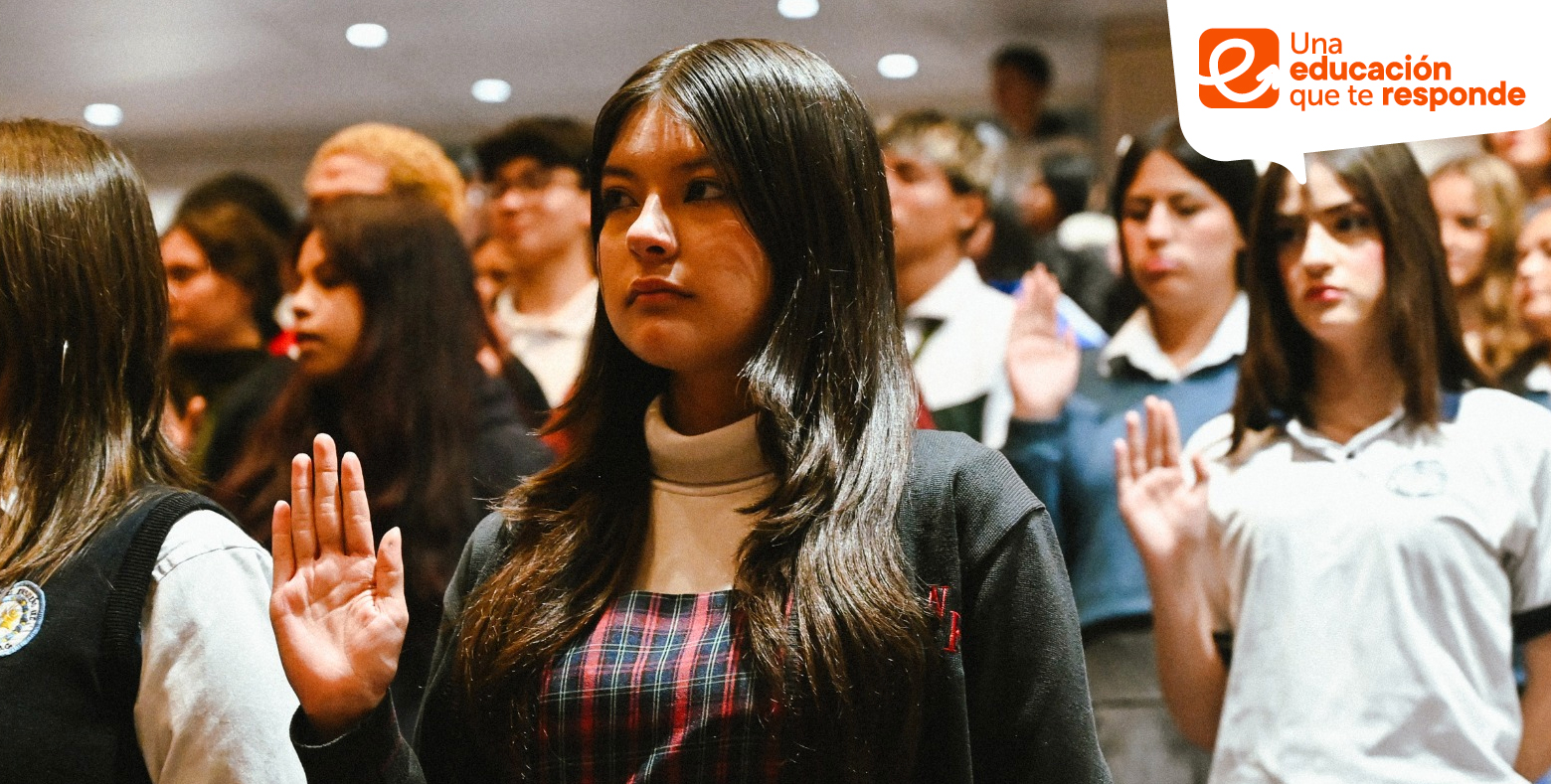 Estudiantes de colegio distrital