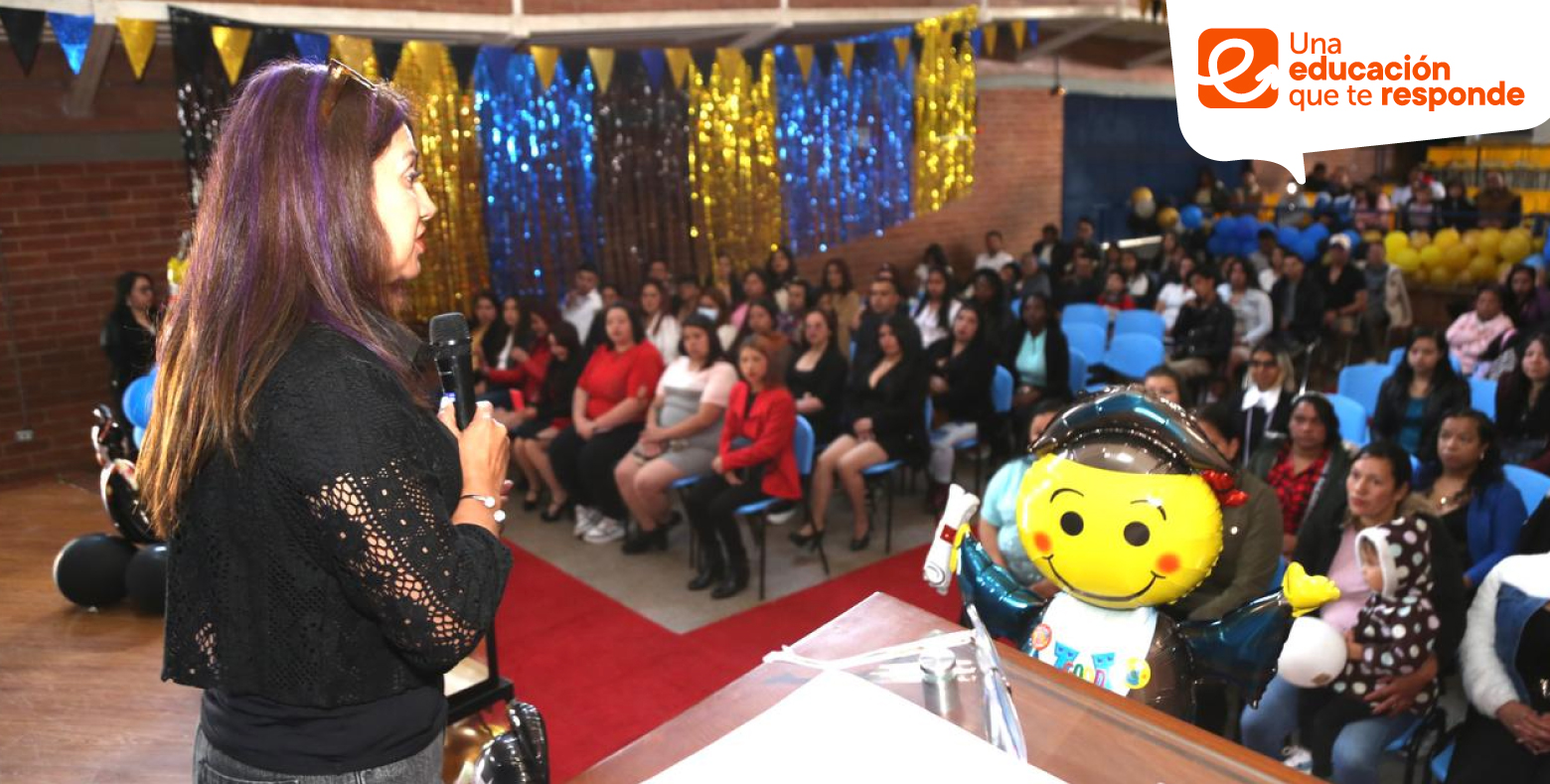 Estudiantes de colegio distrital