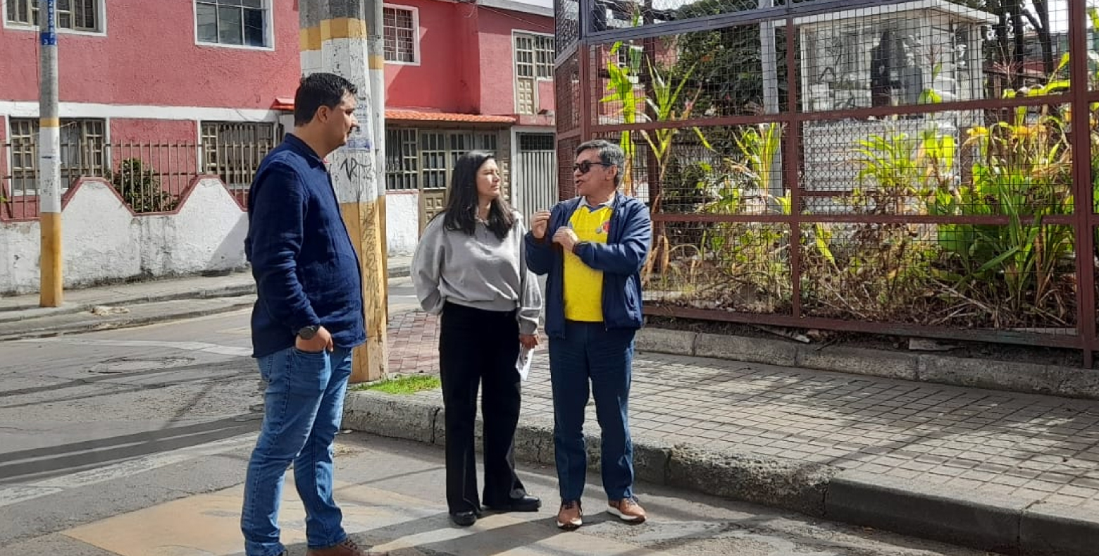 Funcionaria de la SED