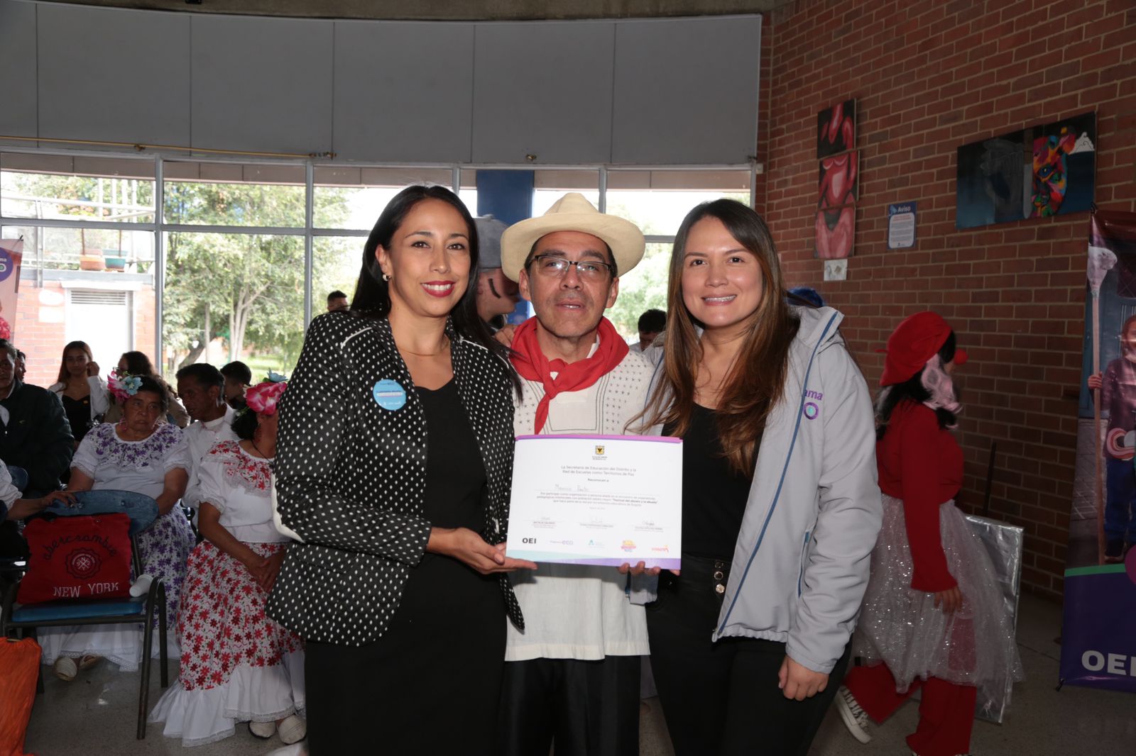 Colegios de Bogotá trabajan en red para visibilizar el papel del adulto mayor en la ciudad