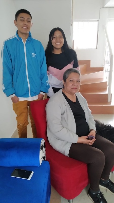 Edy, Luisa y su abuela