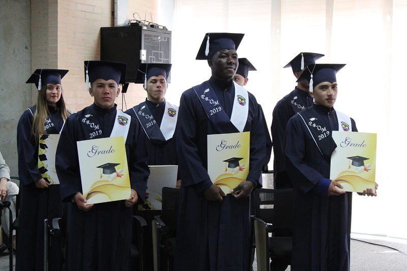 Estudiantes graduados