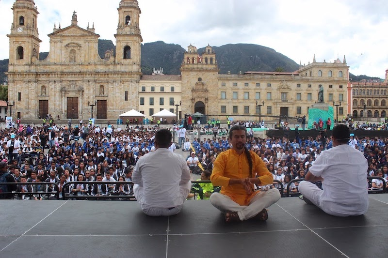 Profe Alexander realizando el record