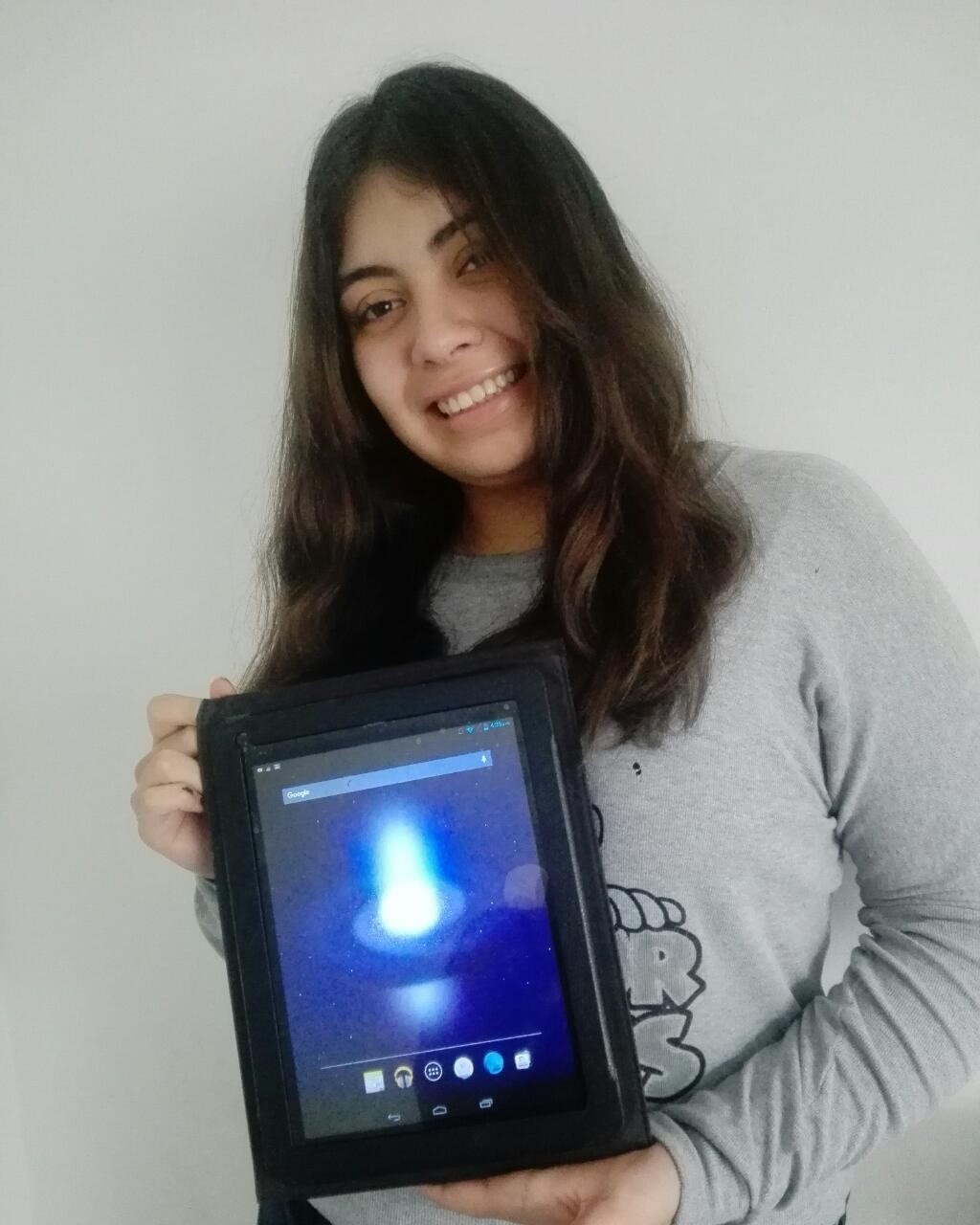 Paula Guzmán tableta