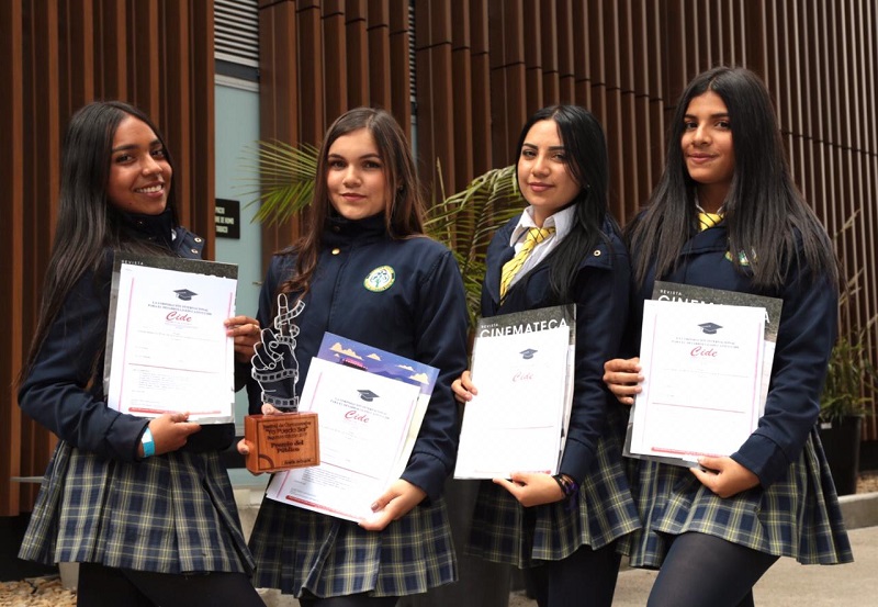 Estudiantes ganadores