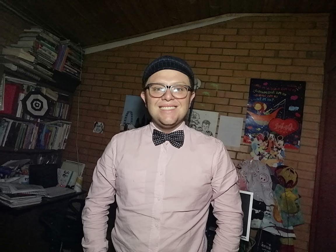 Fabián, el profe premiado por ‘hacer locuras’ para enseñar durante la pandemia